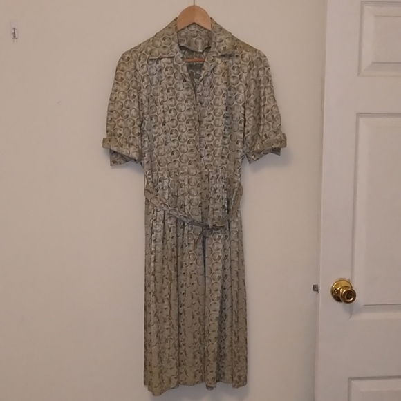 Retro Costume - June Cleaver Dress - Picture 1 of 5